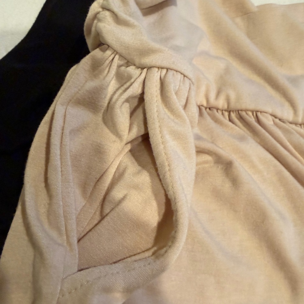 Women's Black, Navy, and Cream Pants - Picture 9 of 12